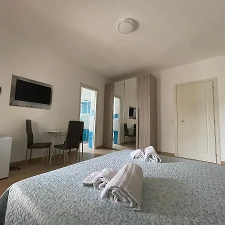 Guest house Manzoni Gente Di Mare 3*